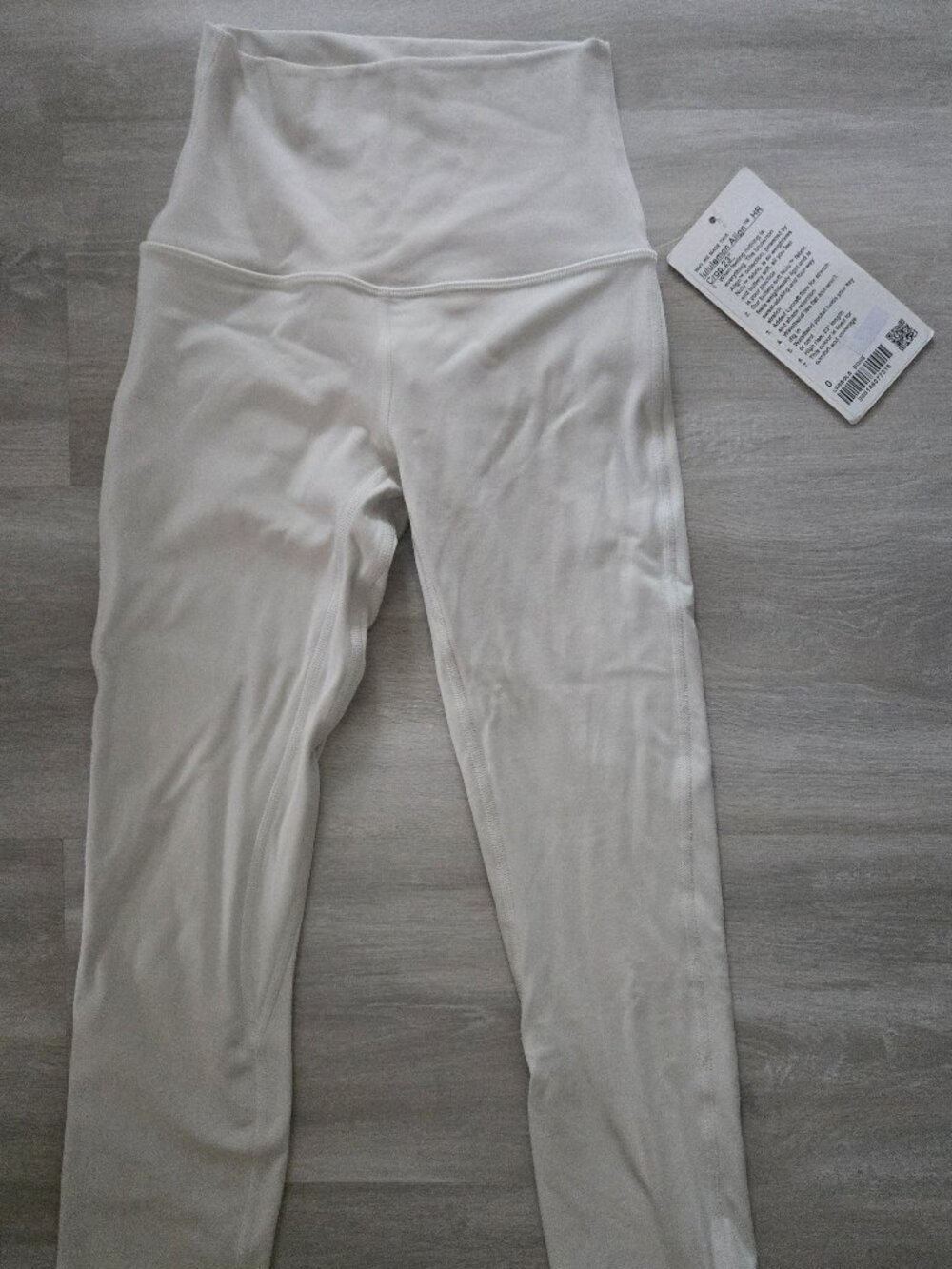 NWT Lululemon Align High-Rise Crop 23", Size 0, Bone Color